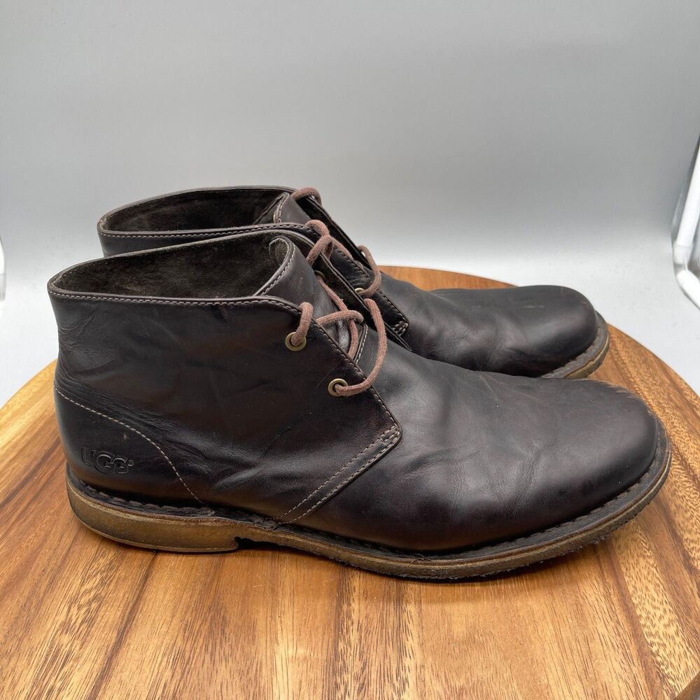 UGG Leighton Chukka Boots Mens Size 10.5 Brown Leather Casual Ankle Shoes
